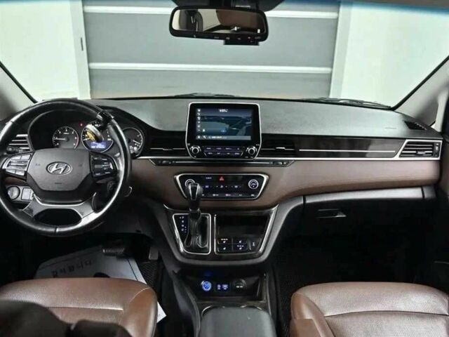 Хендай Старекс 2020 в Киеве на Automoto.ua Серый Хендай Старекс, объемом двигателя 2.5 л и пробегом 27 тыс. км за 21000 $, фото 5 на Automoto.ua