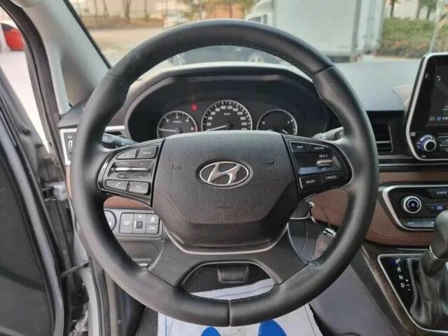 Хендай Старекс 2020 в Киеве на Automoto.ua Серый Хендай Старекс, объемом двигателя 2.5 л и пробегом 27 тыс. км за 21000 $, фото 6 на Automoto.ua
