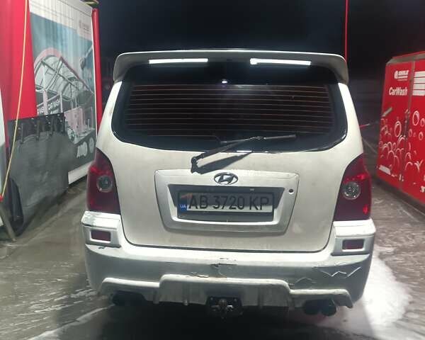 Білий Хендай Терракан, об'ємом двигуна 2.5 л та пробігом 390 тис. км за 6500 $, фото 2 на Automoto.ua