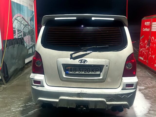 Білий Хендай Терракан, об'ємом двигуна 2.5 л та пробігом 390 тис. км за 6500 $, фото 1 на Automoto.ua