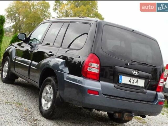 Черный Хендай Терракан, объемом двигателя 2.9 л и пробегом 275 тыс. км за 3200 $, фото 2 на Automoto.ua