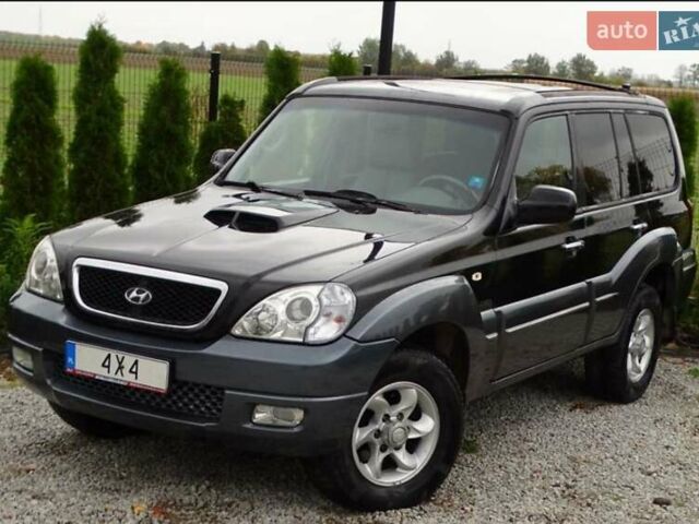 Черный Хендай Терракан, объемом двигателя 2.9 л и пробегом 275 тыс. км за 3200 $, фото 4 на Automoto.ua