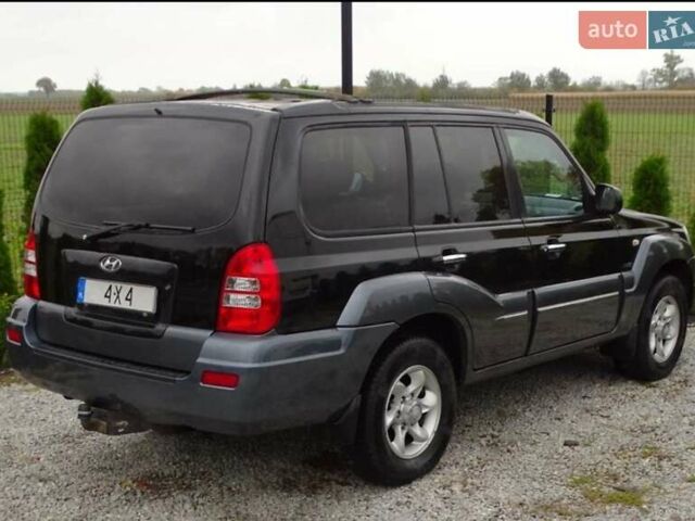 Черный Хендай Терракан, объемом двигателя 2.9 л и пробегом 275 тыс. км за 3200 $, фото 5 на Automoto.ua