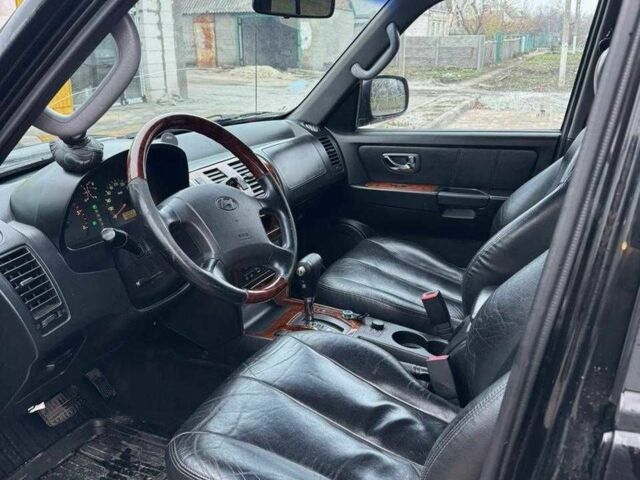 Чорний Хендай Терракан, об'ємом двигуна 2.9 л та пробігом 246 тис. км за 3800 $, фото 2 на Automoto.ua