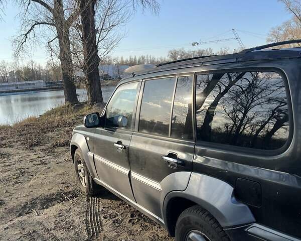 Черный Хендай Терракан, объемом двигателя 2.9 л и пробегом 363 тыс. км за 5800 $, фото 1 на Automoto.ua