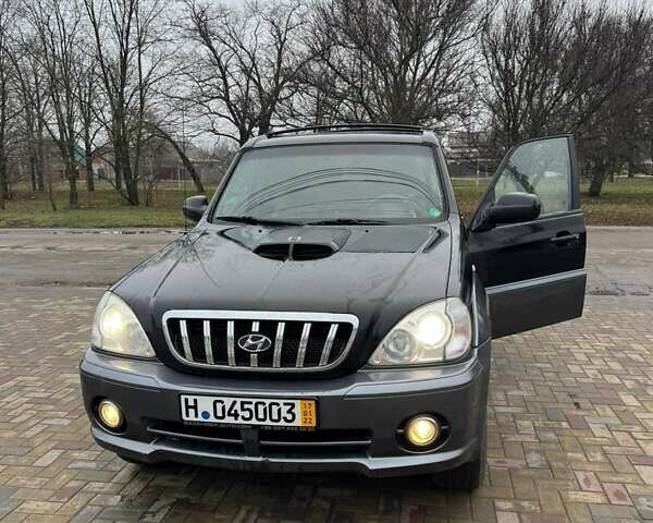 Черный Хендай Терракан, объемом двигателя 0 л и пробегом 246 тыс. км за 3800 $, фото 1 на Automoto.ua