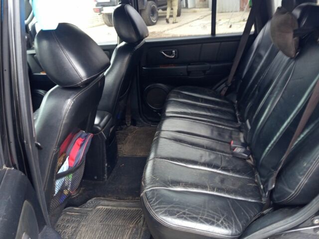 Черный Хендай Терракан, объемом двигателя 2.9 л и пробегом 232 тыс. км за 3700 $, фото 4 на Automoto.ua