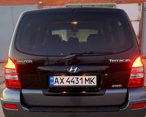 Чорний Хендай Терракан, об'ємом двигуна 2.9 л та пробігом 251 тис. км за 7500 $, фото 3 на Automoto.ua