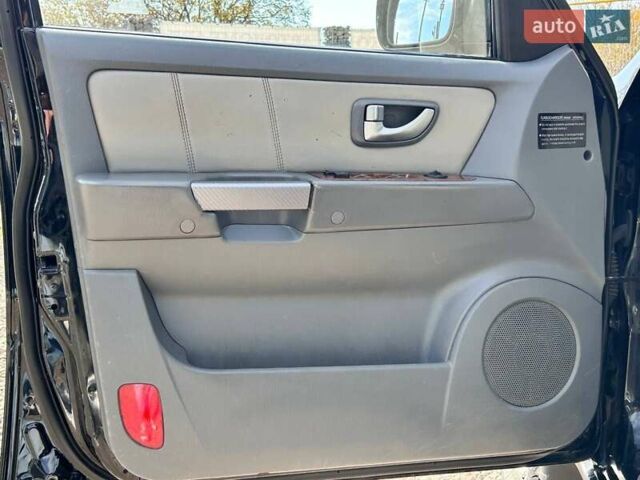 Чорний Хендай Терракан, об'ємом двигуна 2.9 л та пробігом 317 тис. км за 6200 $, фото 11 на Automoto.ua