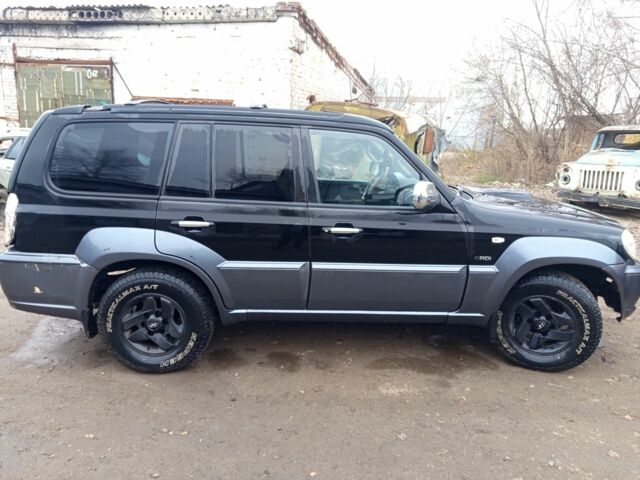 Черный Хендай Терракан, объемом двигателя 2.9 л и пробегом 232 тыс. км за 3700 $, фото 2 на Automoto.ua