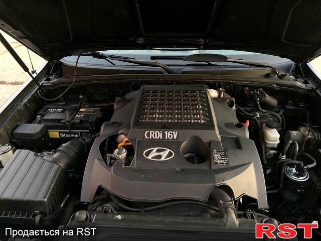 Черный Хендай Терракан, объемом двигателя 2.9 л и пробегом 251 тыс. км за 7500 $, фото 5 на Automoto.ua