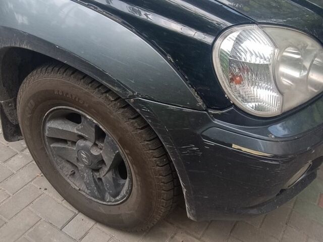 Черный Хендай Терракан, объемом двигателя 2.9 л и пробегом 235 тыс. км за 6415 $, фото 4 на Automoto.ua