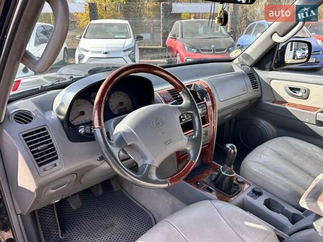 Чорний Хендай Терракан, об'ємом двигуна 2.9 л та пробігом 317 тис. км за 6200 $, фото 13 на Automoto.ua