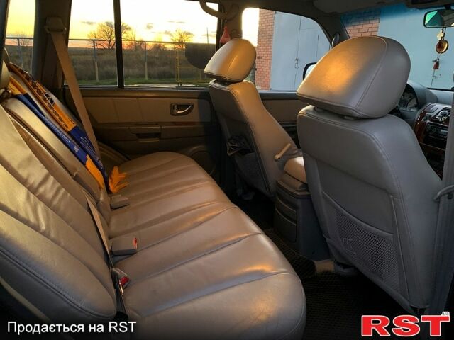 Черный Хендай Терракан, объемом двигателя 2.9 л и пробегом 251 тыс. км за 7500 $, фото 7 на Automoto.ua