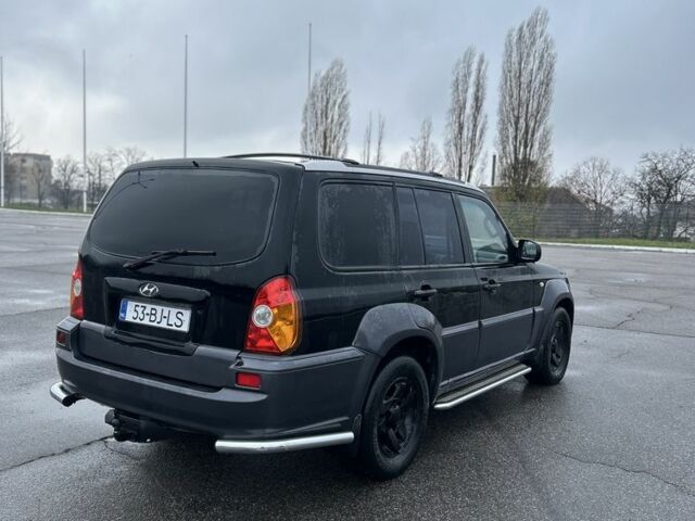 Черный Хендай Терракан, объемом двигателя 2.9 л и пробегом 320 тыс. км за 2900 $, фото 2 на Automoto.ua