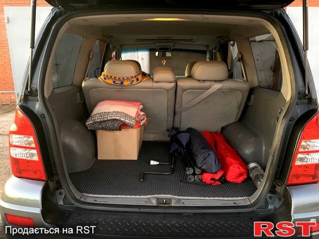 Черный Хендай Терракан, объемом двигателя 2.9 л и пробегом 251 тыс. км за 7500 $, фото 8 на Automoto.ua