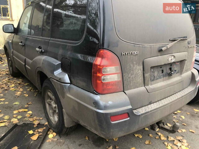 Черный Хендай Терракан, объемом двигателя 2.9 л и пробегом 219 тыс. км за 3100 $, фото 4 на Automoto.ua