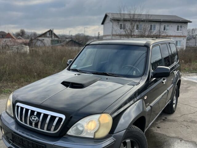 Чорний Хендай Терракан, об'ємом двигуна 2.9 л та пробігом 250 тис. км за 4000 $, фото 1 на Automoto.ua