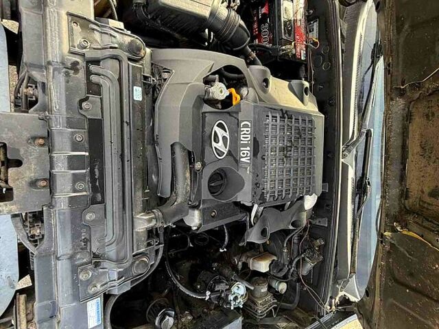 Хендай Терракан 2005 в Харькове на Automoto.ua Черный Хендай Терракан, объемом двигателя 2.9 л и пробегом 380 тыс. км за 3300 $, фото 5 на Automoto.ua