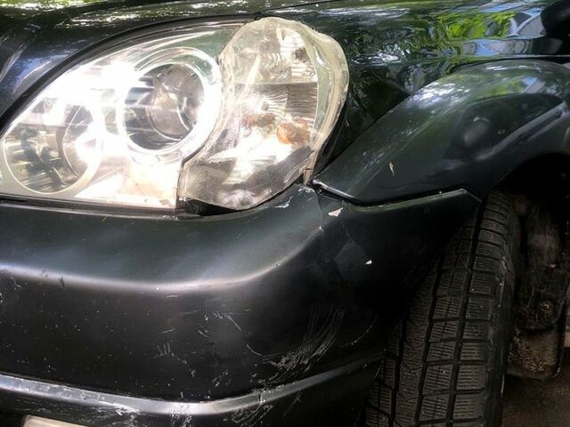 Черный Хендай Терракан, объемом двигателя 2.9 л и пробегом 326 тыс. км за 3900 $, фото 6 на Automoto.ua