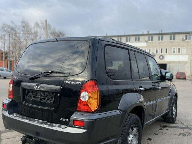 Чорний Хендай Терракан, об'ємом двигуна 2.9 л та пробігом 250 тис. км за 4000 $, фото 4 на Automoto.ua