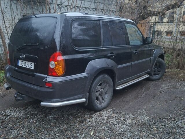 Черный Хендай Терракан, объемом двигателя 3 л и пробегом 400 тыс. км за 3200 $, фото 1 на Automoto.ua
