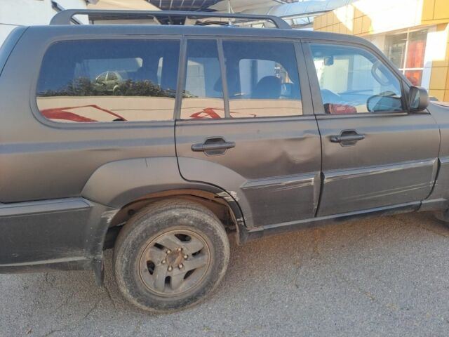 Черный Хендай Терракан, объемом двигателя 2.9 л и пробегом 300 тыс. км за 3750 $, фото 3 на Automoto.ua