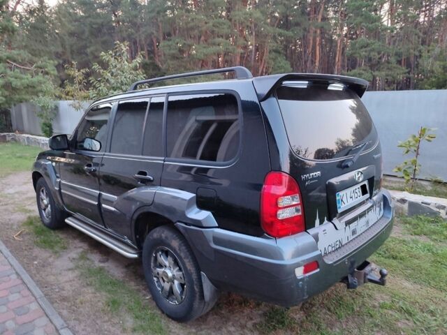 Черный Хендай Терракан, объемом двигателя 2.9 л и пробегом 243 тыс. км за 4950 $, фото 4 на Automoto.ua