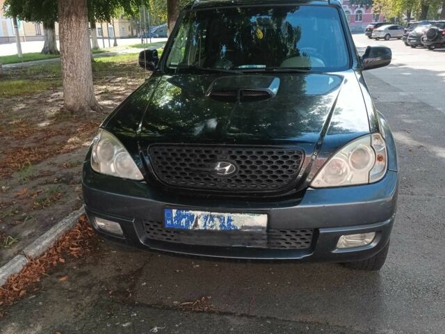 Черный Хендай Терракан, объемом двигателя 2.9 л и пробегом 240 тыс. км за 2975 $, фото 3 на Automoto.ua