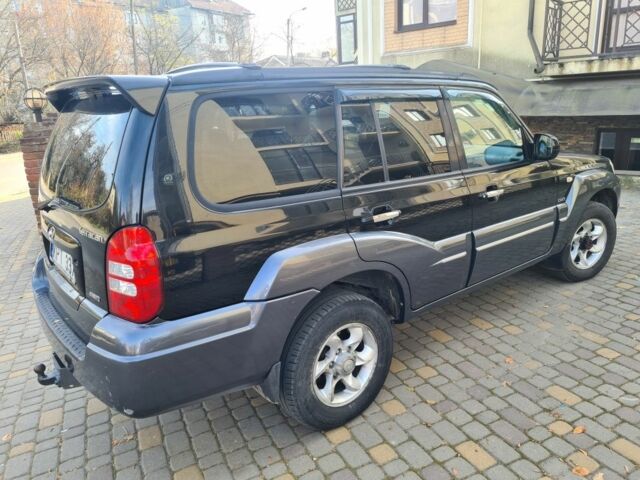 Черный Хендай Терракан, объемом двигателя 0 л и пробегом 111 тыс. км за 4799 $, фото 1 на Automoto.ua