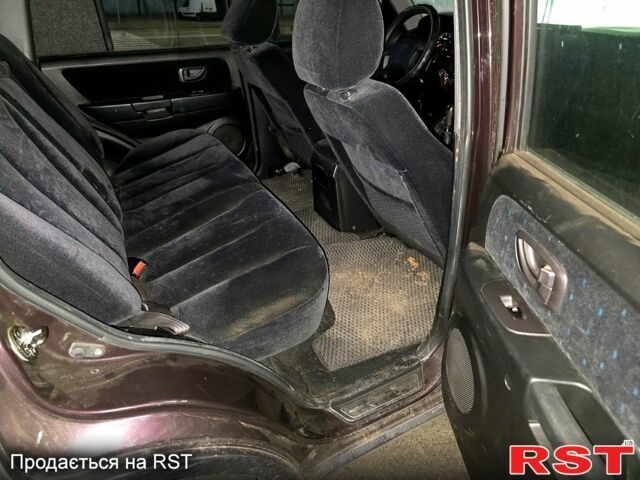 Фиолетовый Хендай Терракан, объемом двигателя 2.9 л и пробегом 377 тыс. км за 3500 $, фото 2 на Automoto.ua