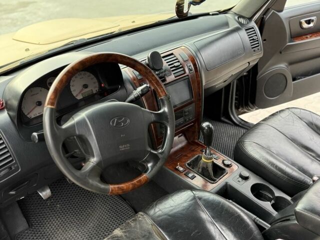 Коричневый Хендай Терракан, объемом двигателя 2.9 л и пробегом 320 тыс. км за 4299 $, фото 12 на Automoto.ua