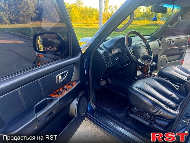 Хендай Терракан, объемом двигателя 2.9 л и пробегом 300 тыс. км за 3600 $, фото 6 на Automoto.ua