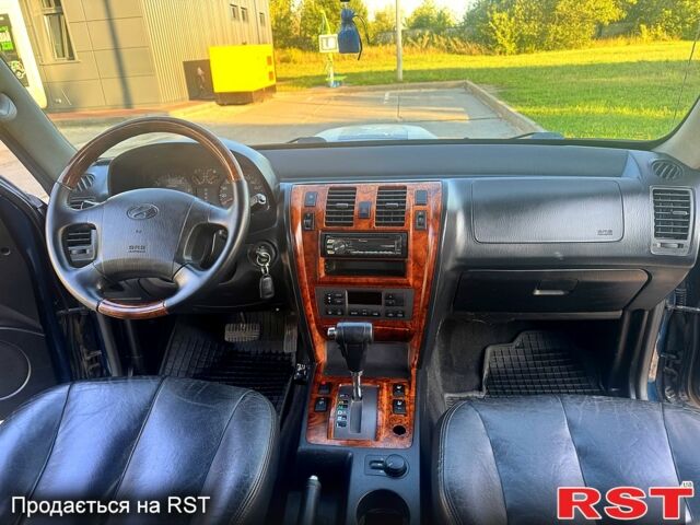 Хендай Терракан, объемом двигателя 2.9 л и пробегом 300 тыс. км за 3600 $, фото 7 на Automoto.ua