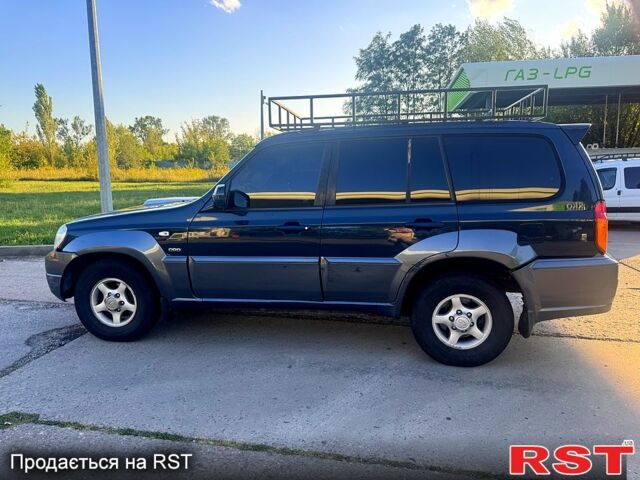 Хендай Терракан, объемом двигателя 2.9 л и пробегом 300 тыс. км за 3600 $, фото 3 на Automoto.ua