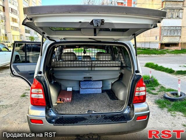 Хендай Терракан 2005 в Киеве на Automoto.ua Хендай Терракан, объемом двигателя 2.9 л и пробегом 250 тыс. км за 5200 $, фото 5 на Automoto.ua