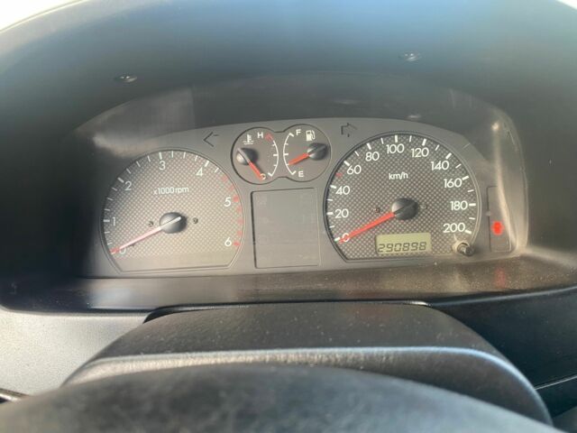 Сірий Хендай Терракан, об'ємом двигуна 2.9 л та пробігом 3 тис. км за 5000 $, фото 2 на Automoto.ua