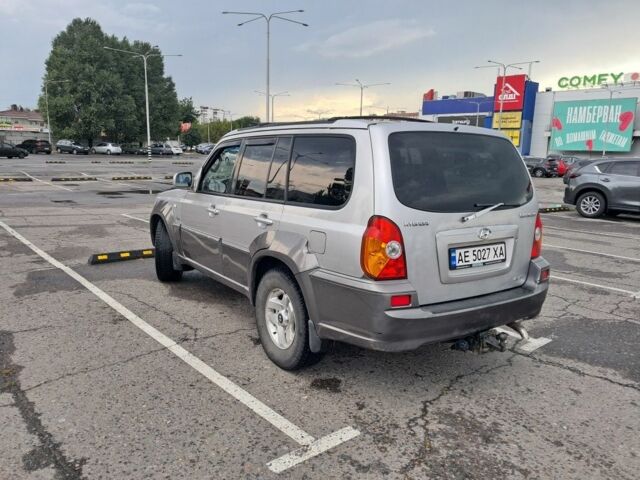 Серый Хендай Терракан, объемом двигателя 2.9 л и пробегом 220 тыс. км за 5800 $, фото 5 на Automoto.ua