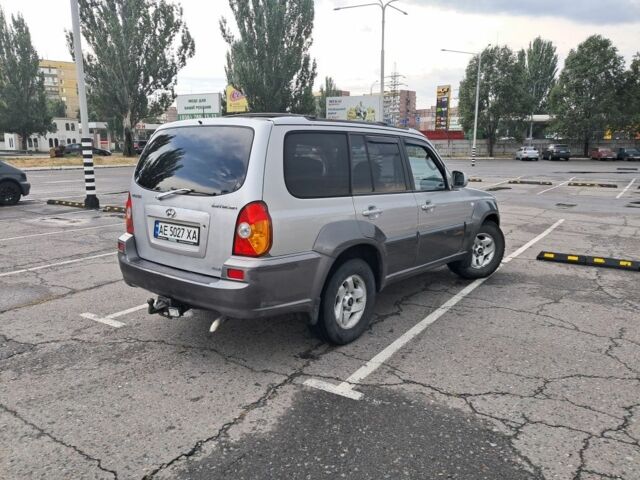 Серый Хендай Терракан, объемом двигателя 2.9 л и пробегом 220 тыс. км за 5800 $, фото 6 на Automoto.ua