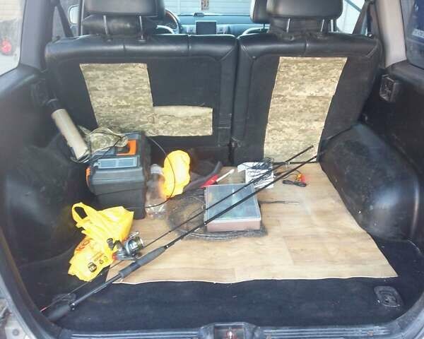 Хендай Терракан 2002 в Кременце на Automoto.ua Серый Хендай Терракан, объемом двигателя 2.9 л и пробегом 31 тыс. км за 8000 $, фото 2 на Automoto.ua