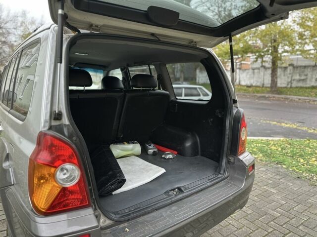 Хендай Терракан 2002 в Николаеве на Automoto.ua Серый Хендай Терракан, объемом двигателя 2.9 л и пробегом 263 тыс. км за 8100 $, фото 11 на Automoto.ua