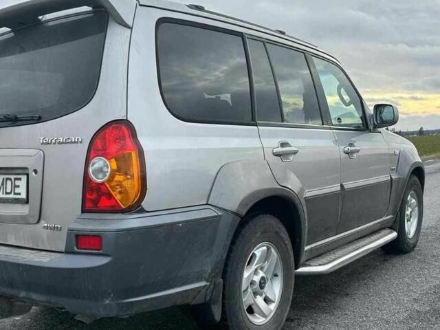 Серый Хендай Терракан, объемом двигателя 2.9 л и пробегом 347 тыс. км за 3250 $, фото 12 на Automoto.ua