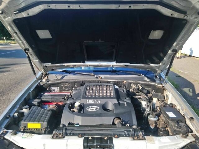 Серый Хендай Терракан, объемом двигателя 2.9 л и пробегом 347 тыс. км за 3250 $, фото 7 на Automoto.ua