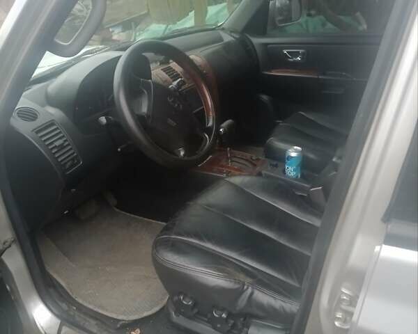 Серый Хендай Терракан, объемом двигателя 2.9 л и пробегом 278 тыс. км за 7075 $, фото 12 на Automoto.ua