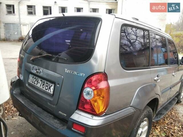 Сірий Хендай Терракан, об'ємом двигуна 2.5 л та пробігом 243 тис. км за 3000 $, фото 3 на Automoto.ua