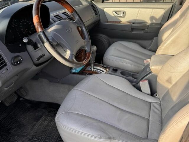 Сірий Хендай Терракан, об'ємом двигуна 2.9 л та пробігом 267 тис. км за 3450 $, фото 4 на Automoto.ua