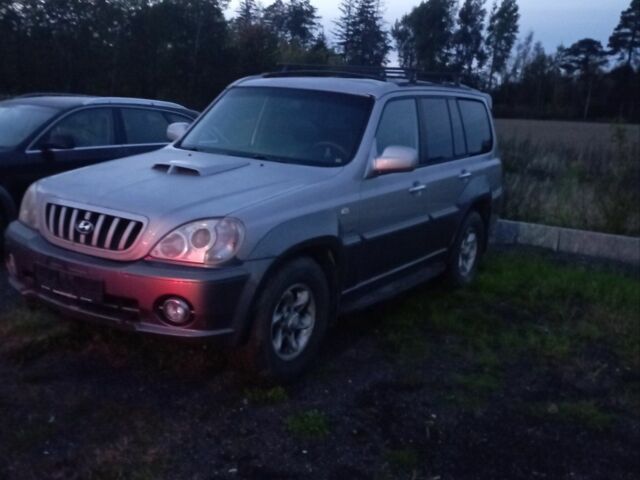 Хендай Терракан 2004 в Тернополе на Automoto.ua Серый Хендай Терракан, объемом двигателя 2.9 л и пробегом 248 тыс. км за 4500 $, фото 2 на Automoto.ua
