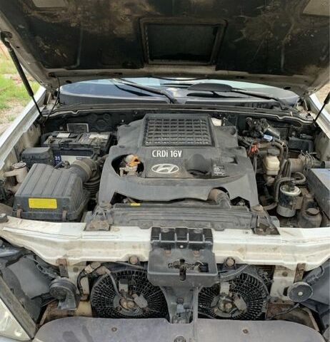 Серый Хендай Терракан, объемом двигателя 2.9 л и пробегом 260 тыс. км за 4300 $, фото 7 на Automoto.ua