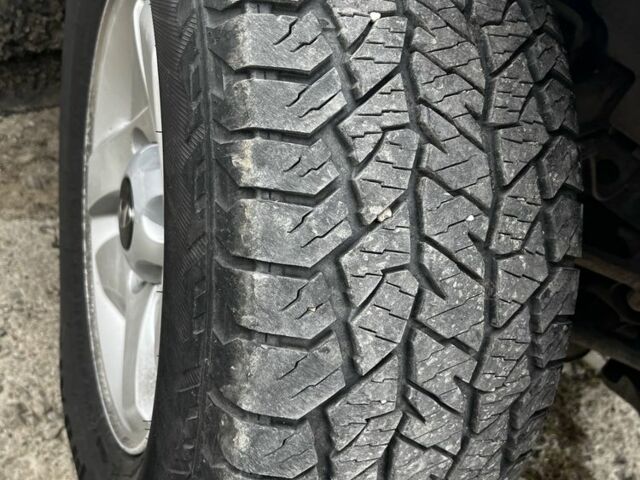 Сірий Хендай Терракан, об'ємом двигуна 2.9 л та пробігом 267 тис. км за 3450 $, фото 7 на Automoto.ua