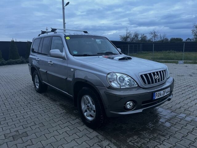 Сірий Хендай Терракан, об'ємом двигуна 2.9 л та пробігом 267 тис. км за 3450 $, фото 1 на Automoto.ua